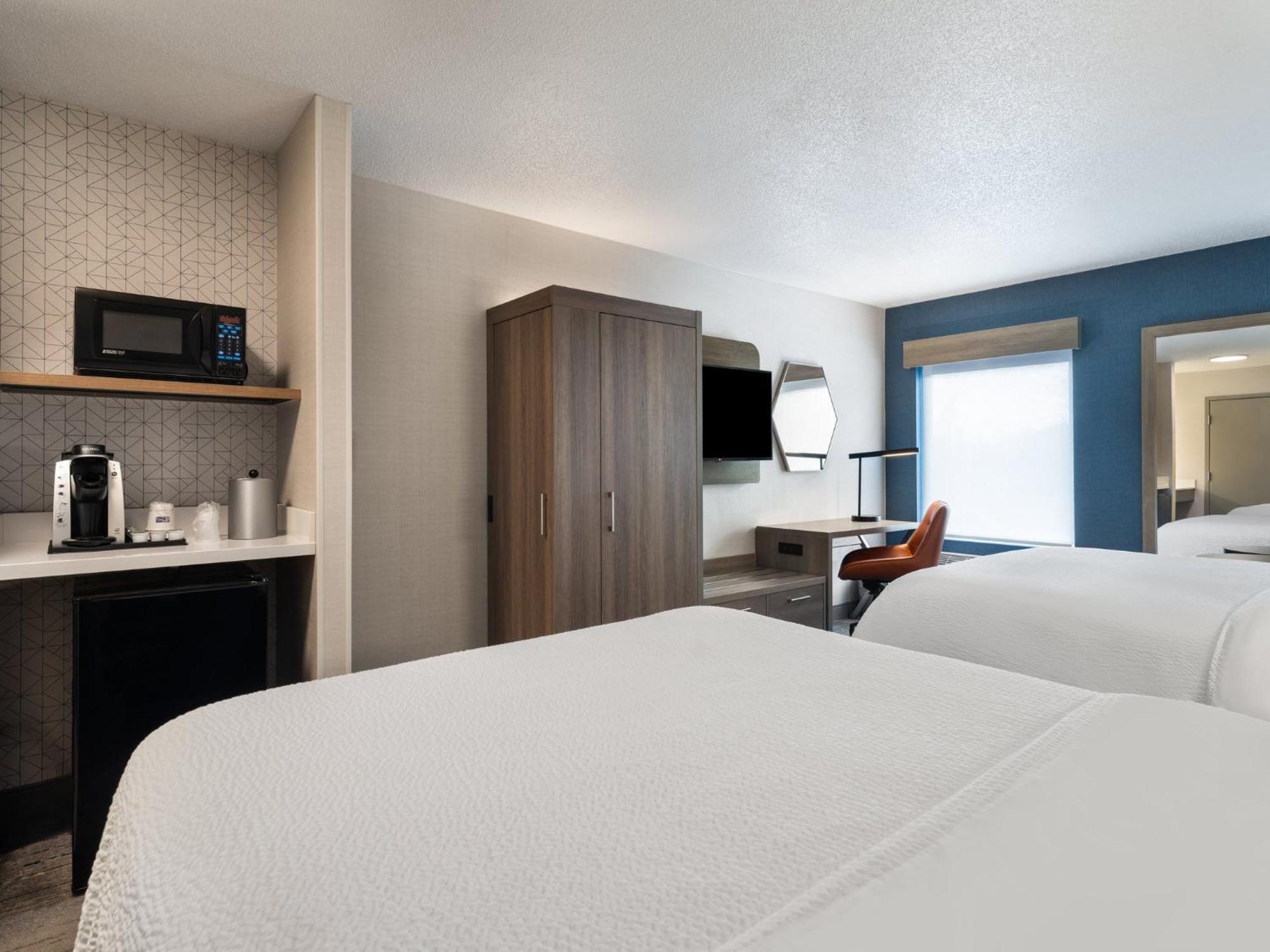 Holiday Inn Express Meadville Zewnętrze zdjęcie