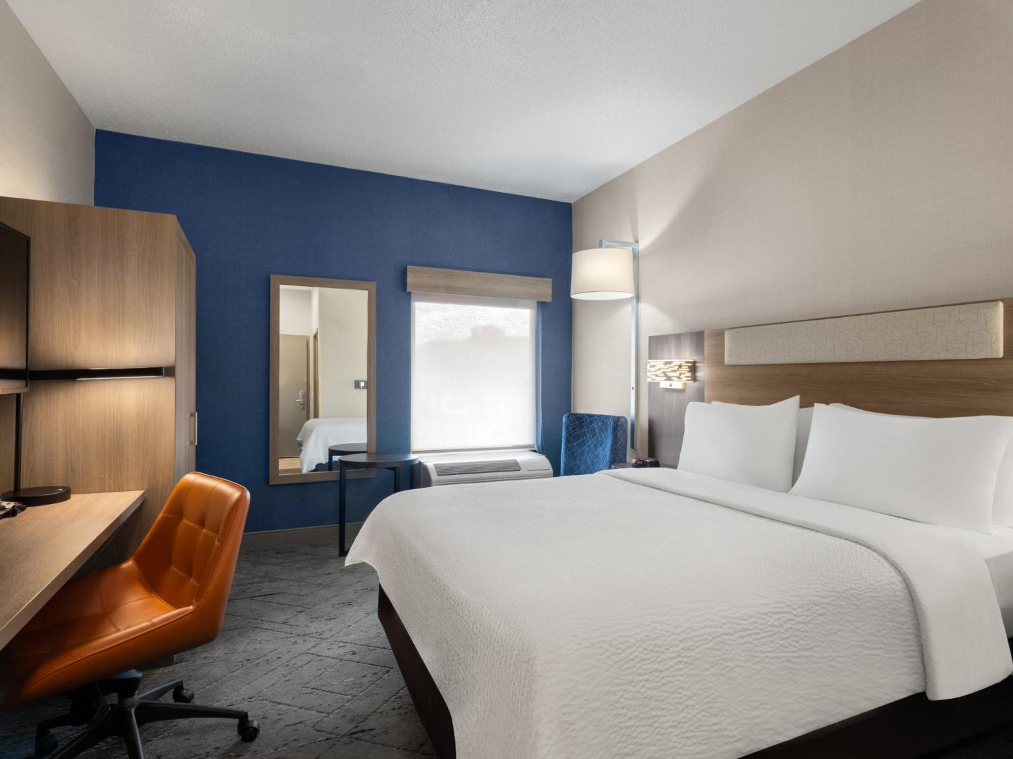 Holiday Inn Express Meadville Zewnętrze zdjęcie